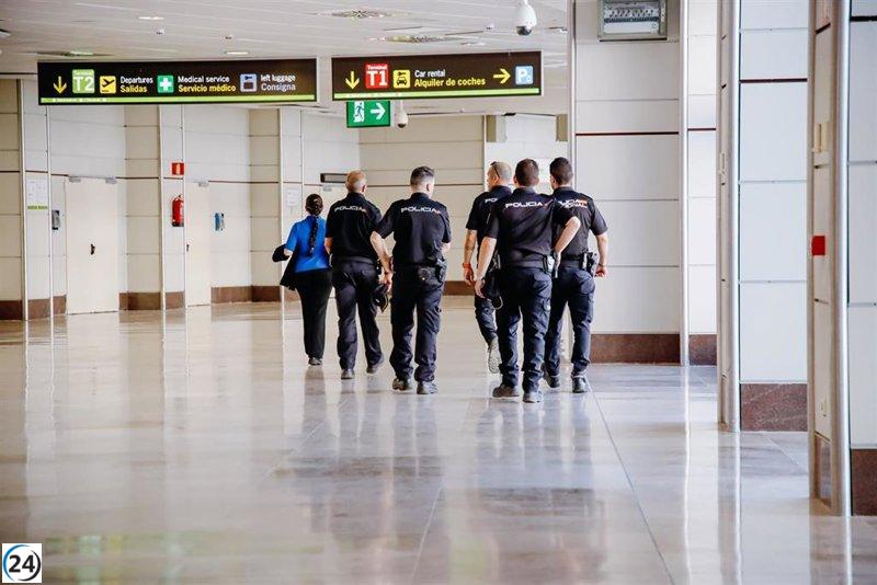 Desmantelada una red de narcotráfico en Menorca con un detenido, proveniente de Ecuador.