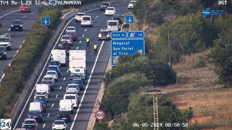 Tráfico colapsado en la autopista de Andratx tras accidente leve
