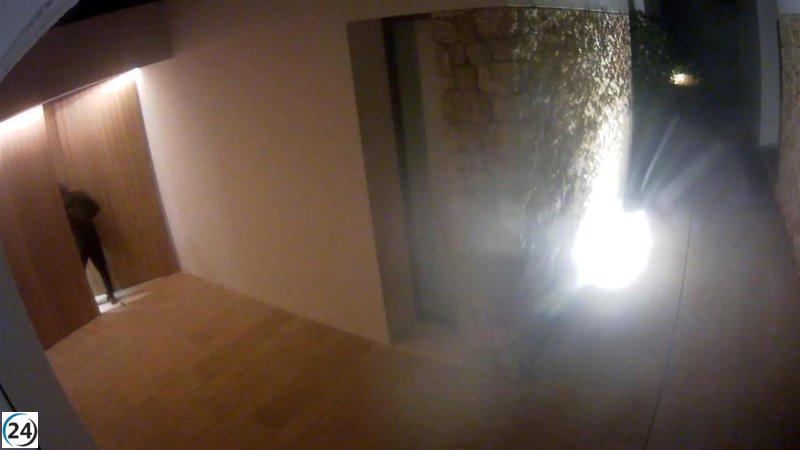 Atrapan a dos ladrones que asaltaron varias casas de lujo en Ibiza y Mallorca