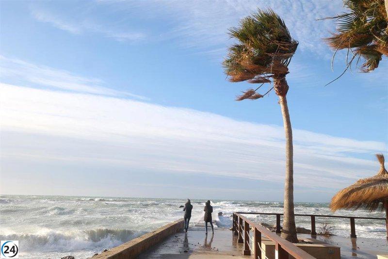 Aviso naranja en Baleares: vientos de hasta 140 km/h y fuertes oleajes este sábado según Aemet.