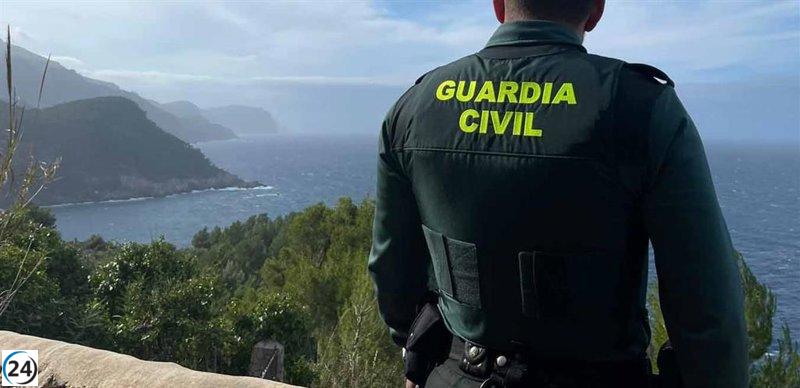 Dieciocho migrantes detenidos al arribar a Formentera este domingo.