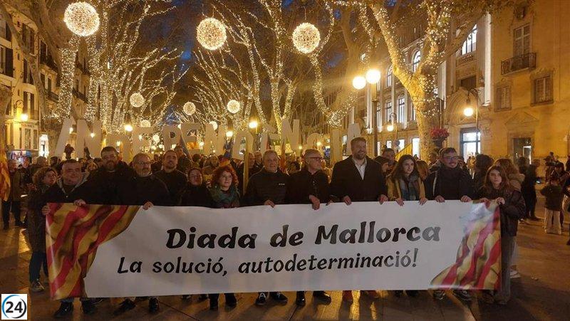 Casi 2.000 personas defienden la 'Diada de Mallorca' el 31 de diciembre ante intentos de censura.