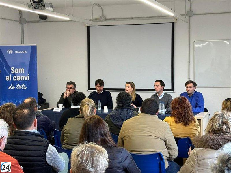 Prohens asegura a Sineu y Maria que el PP garantiza la ausencia de macrogranjas cerca de sus hogares.