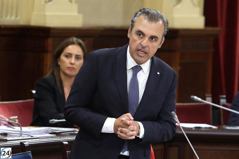 Vera defiende la autonomía escolar sobre el uso de lenguas oficiales en los exámenes.