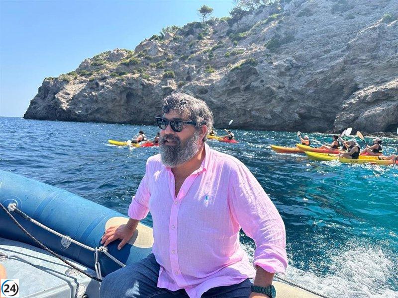 Bestard se une a concejales de Marratxí en una aventura de piragüismo en Alcúdia.