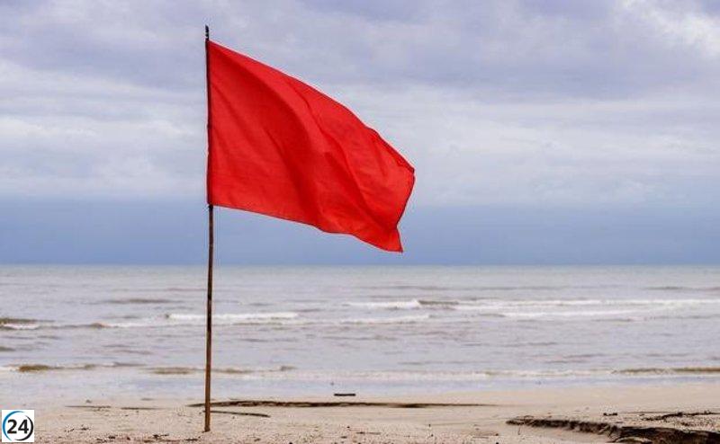Tres playas de Palma sin acceso a los baños por las intensas lluvias de la mañana.