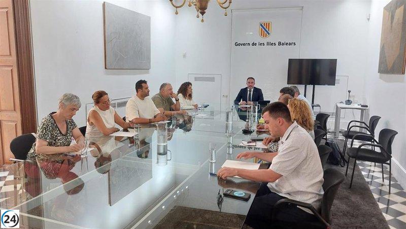 El alcalde de Sa Pobla se opone a un tren sin acuerdos previos, mientras el Govern considera ajustes en la ruta.