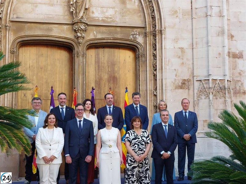 Los nuevos consellers del Govern de Marga Prohens asumen oficialmente sus funciones.
