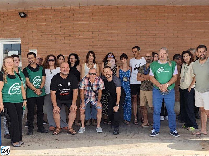 Funcionarios penitenciarios en Baleares rechazan agresión a psicóloga en Sevilla y demandan medidas de seguridad.