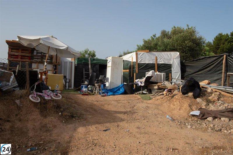 Emergencias alerta sobre riesgos de asentamientos irregulares en Pitiusas con la llegada de fuertes lluvias.