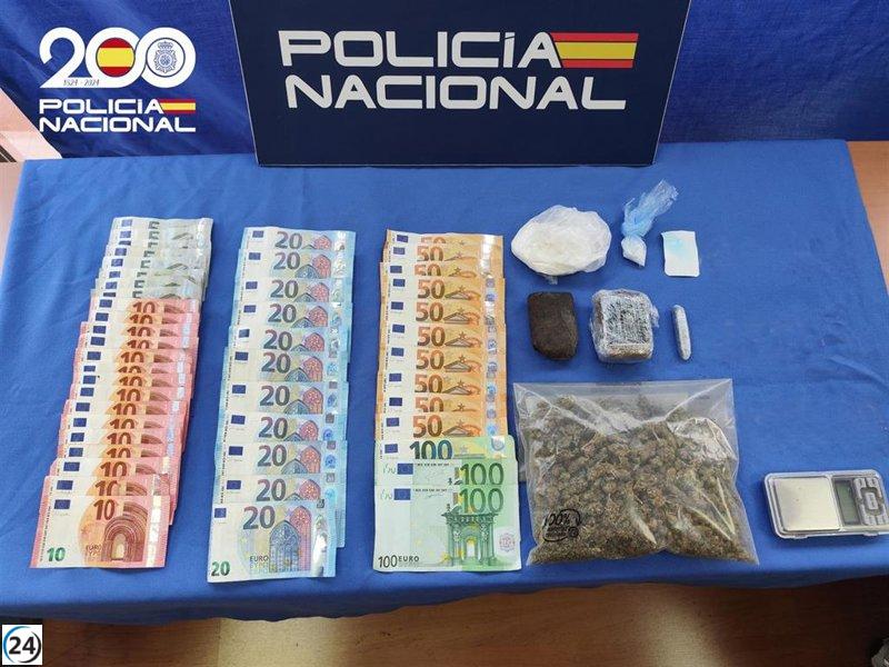 Desmantelan un próspero centro de distribución de drogas en Rafal con la captura de sus tres líderes.