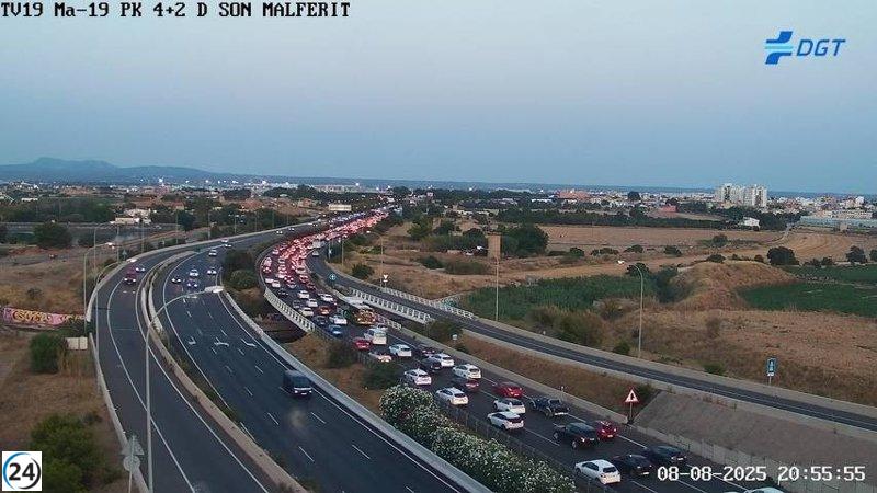 Colisión provoca atascos kilométricos en la autopista de Llevant.