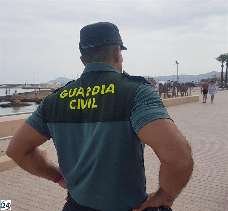 Doce migrantes a salvo tras arribar en una patera a Mallorca.