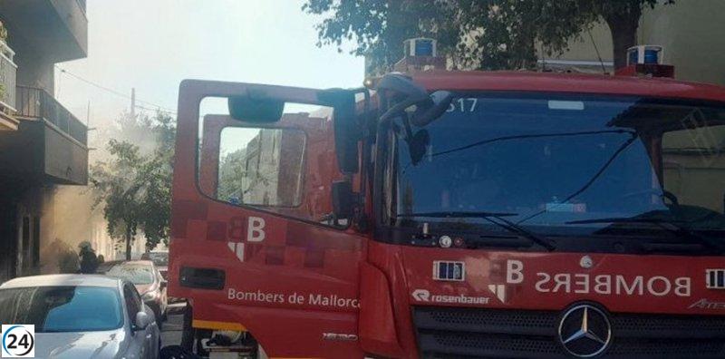 Incendio en garaje lleva al desalojo del edificio en Porto Cristo.