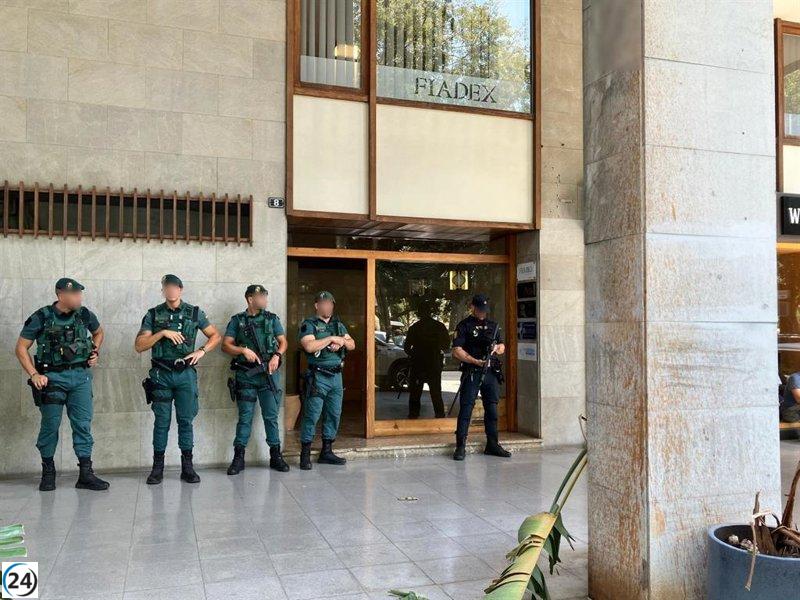 Desarticulan en Mallorca una red de blanqueo de capitales y narcotráfico con 17 arrestos.