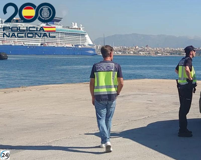 Capturan al capitán de una embarcación con 14 migrantes, incluyendo menores sin salvavidas, en Cabrera.