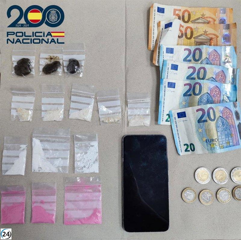 Arrestado en Palma antes de una fiesta clandestina con drogas en su poder.