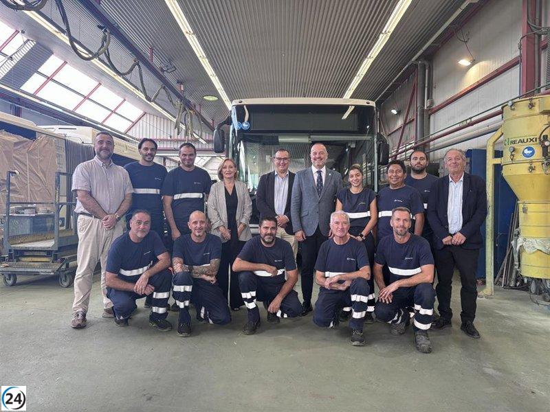 La EMT de Palma suma nueve nuevos técnicos a su equipo de mantenimiento de vehículos.