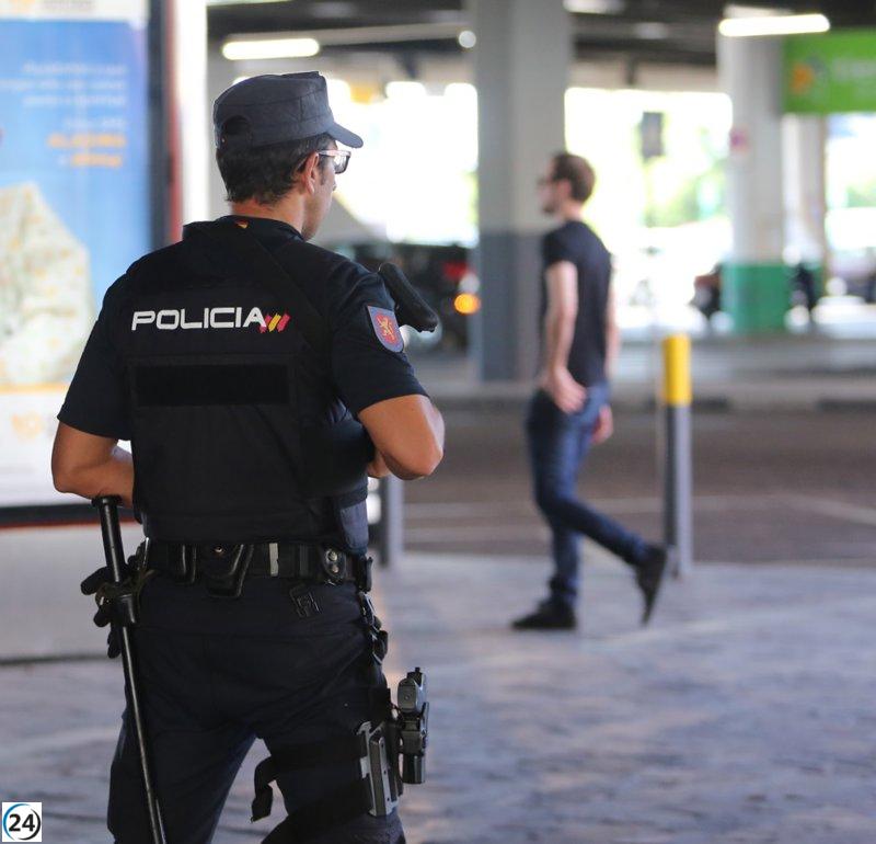 Detenido en Barcelona un hombre que escapó de Palma tras asaltar a un turista y robarle un reloj.