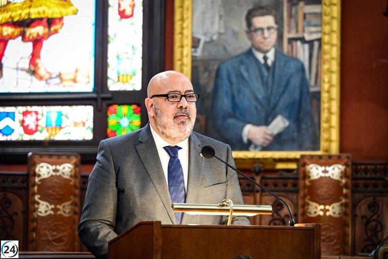 Martínez aplaude la vuelta de Lucía Muñoz, pero exige la restitución del dinero a los palmeros.