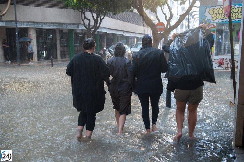 Se levanta alerta amarilla por lluvias en Pitiusas, pero persiste en Mallorca y Menorca.