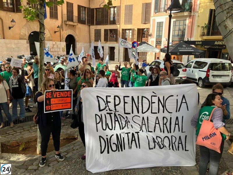 La huelga indefinida de empleados de la Fundación para la Dependencia cuenta con un respaldo del 90%.