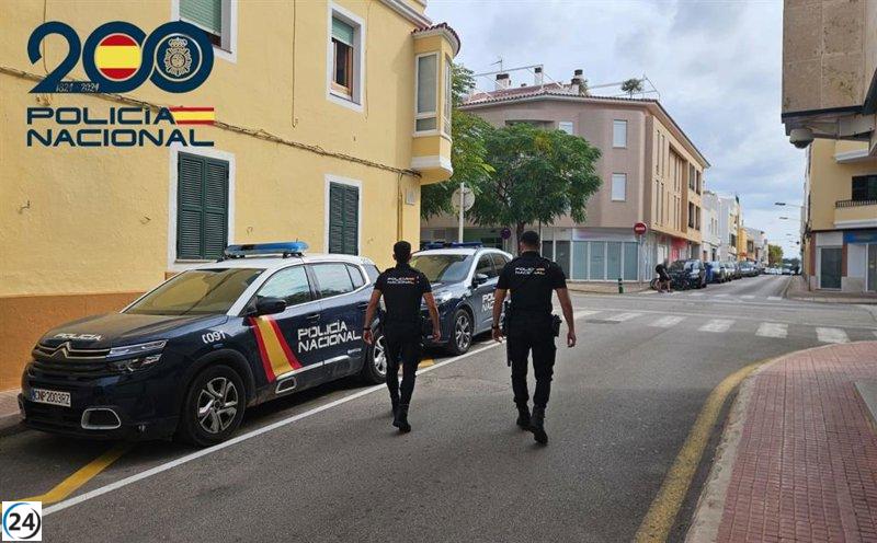 Arrestan a empleado de Emaya por presunto robo de señalización valorada en más de 15.000 euros.