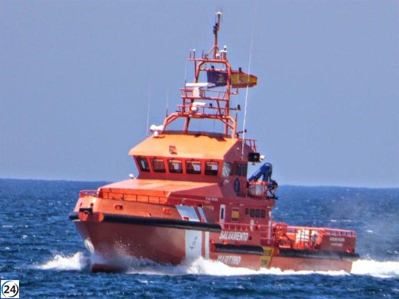 Llegan 11 migrantes en una embarcación a Formentera.