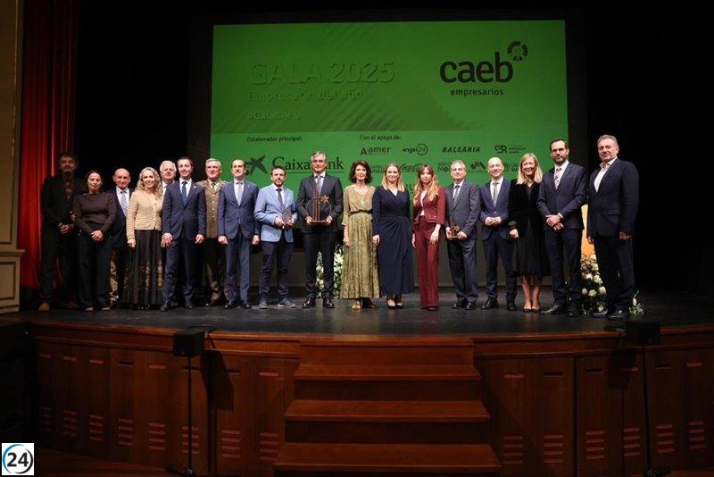Prohens destaca la influencia empresarial en la evolución económica de Baleares durante la Gala CAEB 2025.