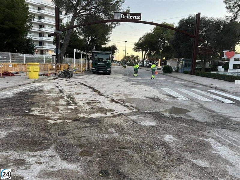 Derrame de 100 litros de gasoil en hotel de Alcúdia tras accidente de camión.