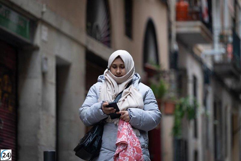 El rechazo a la iniciativa de Vox contra el velo islámico en Baleares une a PP y a la izquierda.