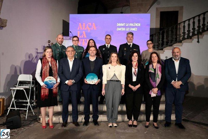 Baleares reconoce el trabajo de quienes apoyan a las víctimas de violencia de género.