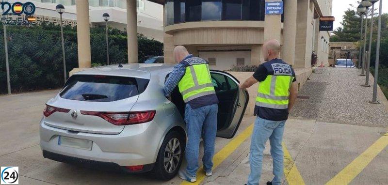 Detienen a dos sospechosos por robos en comercios y farmacias de Playa de Palma.