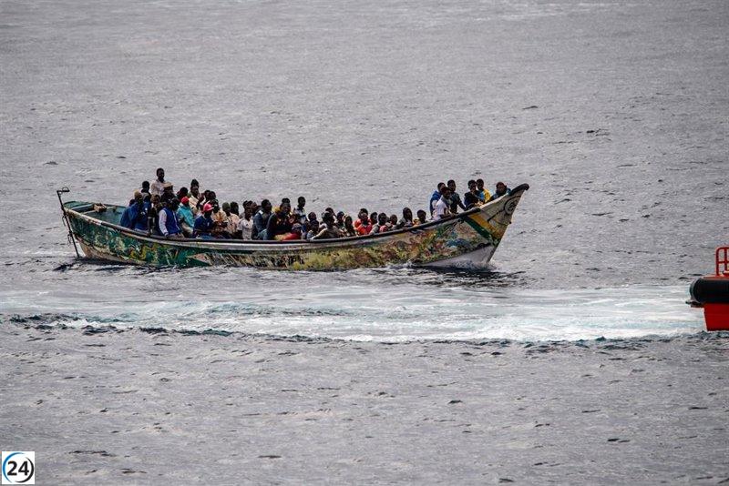 Tres embarcaciones con 52 migrantes arriban a Baleares.