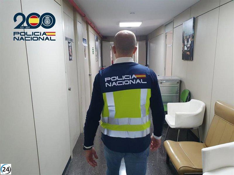 Arrestan a hombre tras atacar a su vecino por la intrusión de su mascota en Palma.