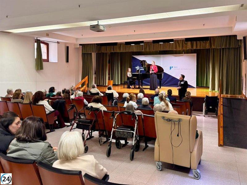 El Teatre Principal de Palma ofrece zarzuela en residencias para mayores.