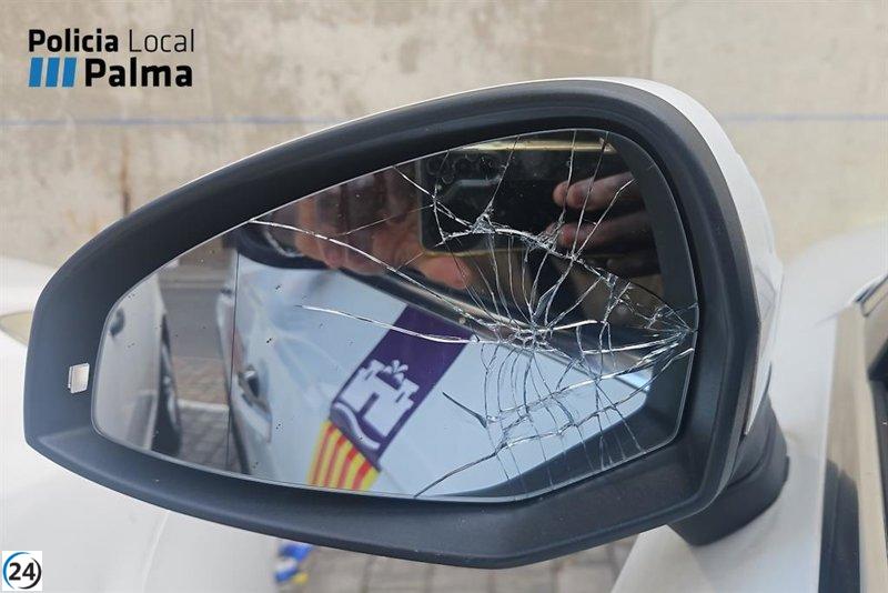 Detenida una pareja en Palma por atacar a un taxista y vandalizar su coche tras una disputa vial.