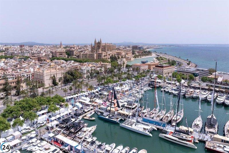 Hallan el cuerpo de una mujer en un yate en el puerto de Palma.