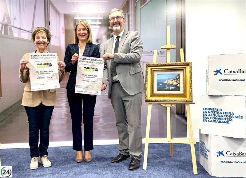 CaixaBank dona 100 obras a Mallorca Sense Fam para una subasta solidaria.