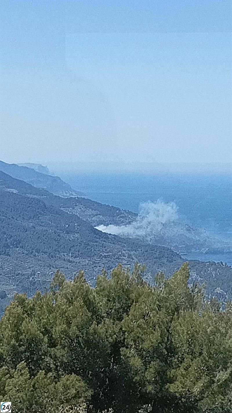 Deià (Mallorca) sufre un incendio forestal de nivel 1.