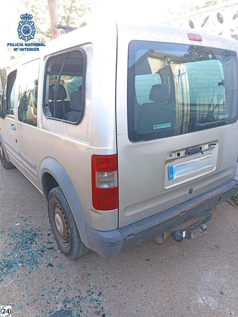 Vecina es casi atropellada tras discusión con hombre detenido.