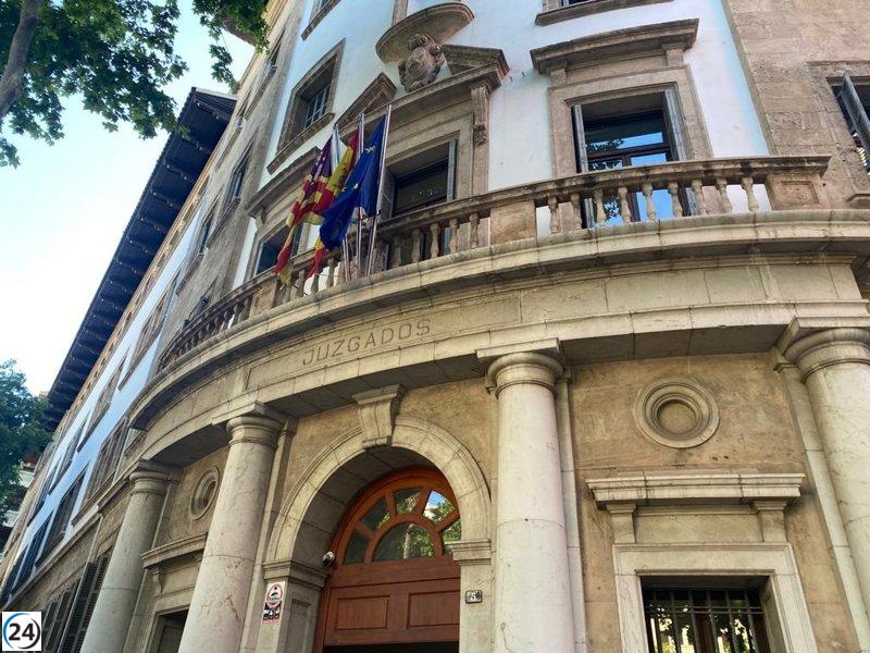 Presentado ante la justicia el sospechoso de matar a una mujer en el paseo marítimo el año pasado.