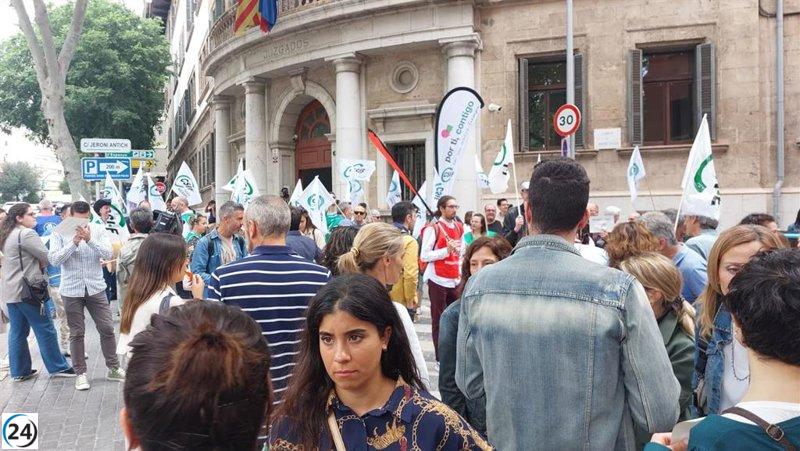 La huelga de funcionarios de justicia en Baleares afecta a 5.000 actuaciones.