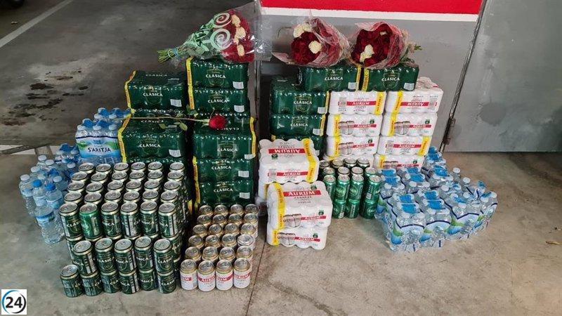 La Policía Local decomisa 1.000 latas de cerveza ilegal en Playa de Palma.