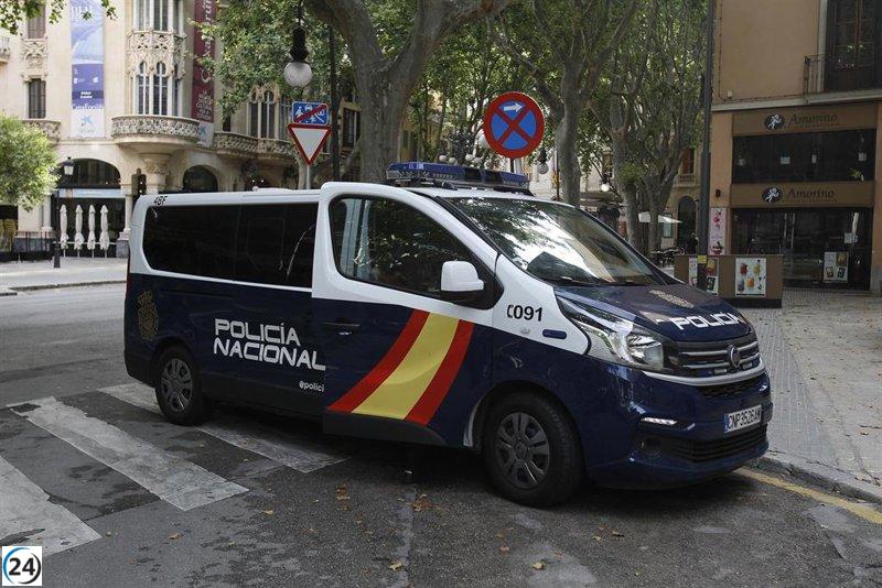 Cinco jóvenes, incluyendo un familiar, detenidos por agresión a un hombre en Palma.