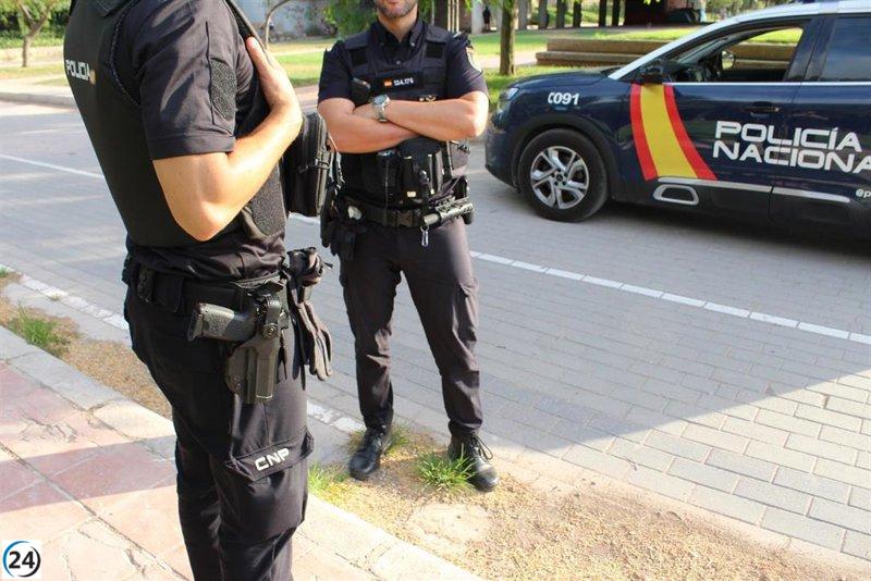 Dos personas detenidas tras dar paliza a hombre por sospechas de robo.