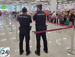 Desmantelan banda de carteristas en aeropuerto de Palma y son expulsados de Mallorca.