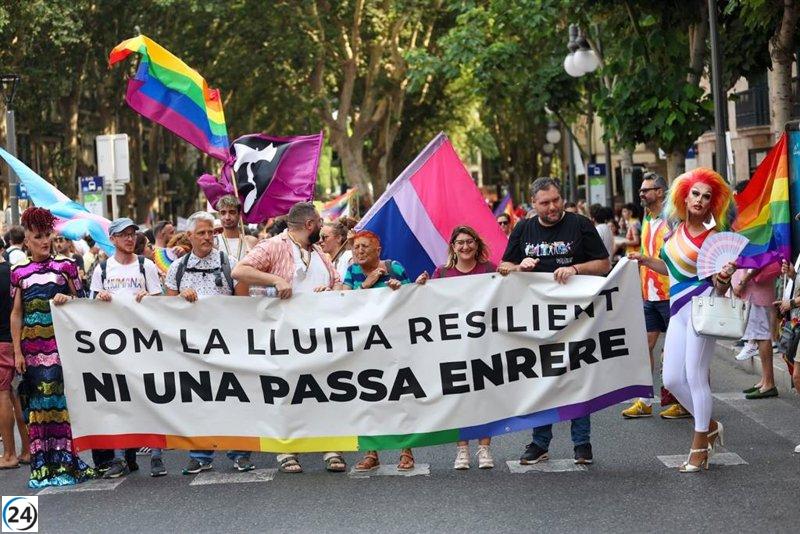 Multitudes abarrotan Palma en la marcha del Orgullo LGTBI 2023
