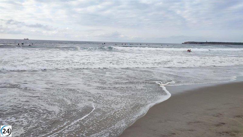 Baleares activa aviso amarillo por fenómenos costeros, lluvias y tormentas este viernes.