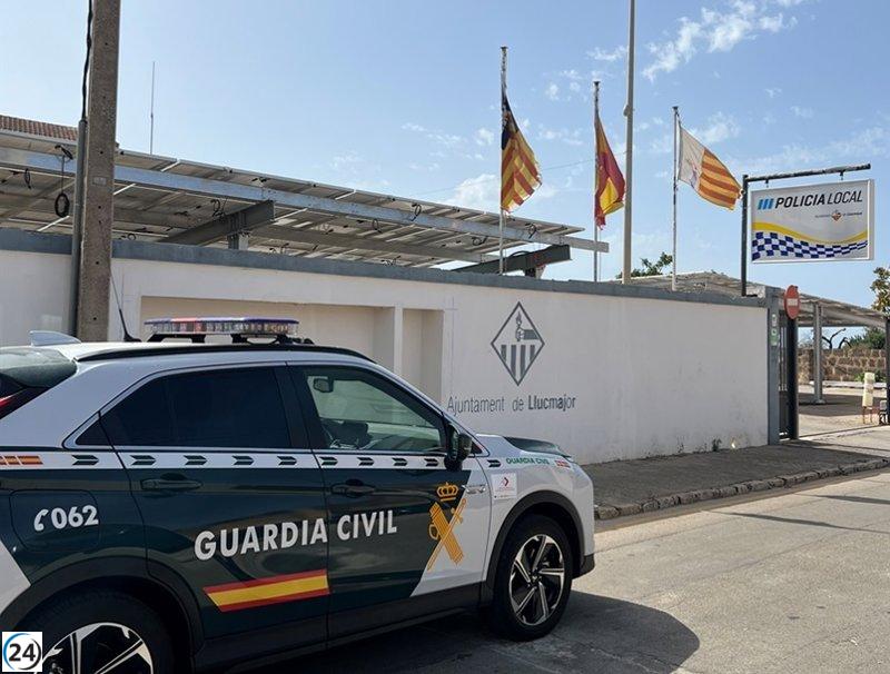 Dos jóvenes arrestados por robo en vehículos de urbanización en Son Verí